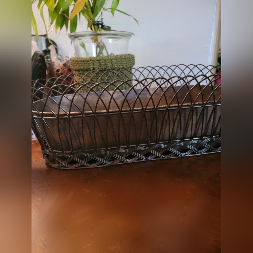 Regency Planter